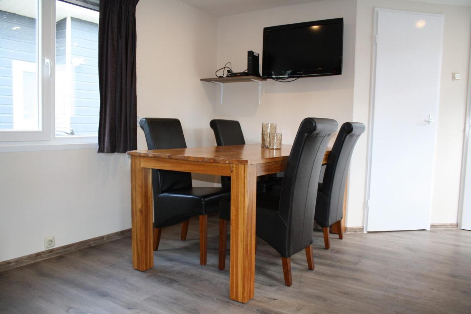 Recreatiepark En Jachthaven De Scherpenhof Terwolde ภายนอก รูปภาพ