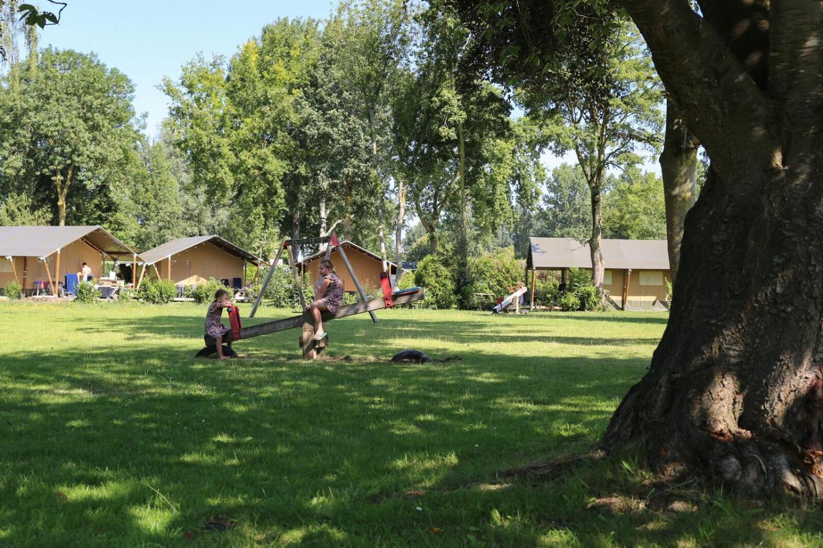 Recreatiepark En Jachthaven De Scherpenhof Terwolde ภายนอก รูปภาพ